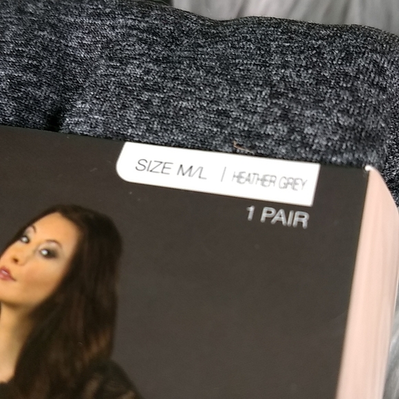 NWT West Loop Fleece Leggings, Heather Gray, Size M/L - Picture 5 of 8